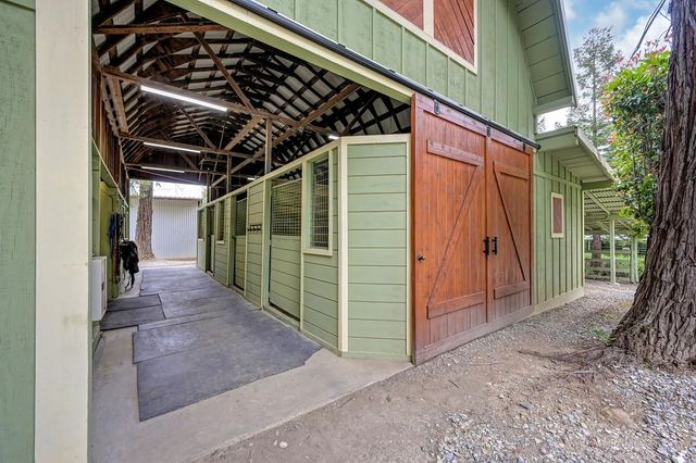 4760 E China Hill Rd, El Dorado, CA 95623