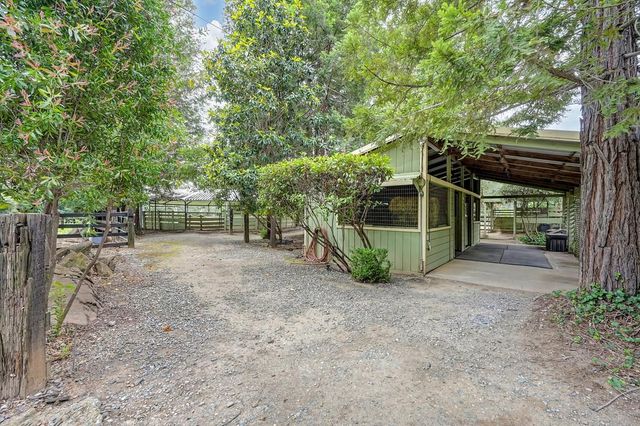 4760 E China Hill Rd, El Dorado, CA 95623