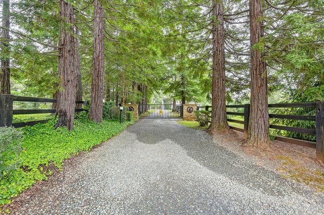 4760 E China Hill Rd, El Dorado, CA 95623