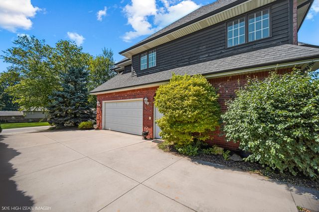 13609 S Parker Road, Homer Glen, IL 60491