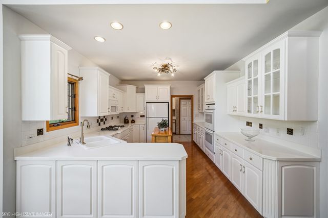 13609 S Parker Road, Homer Glen, IL 60491