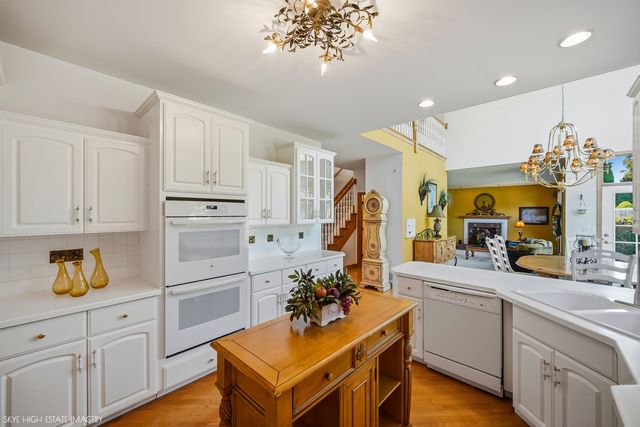 13609 S Parker Road, Homer Glen, IL 60491