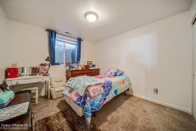 305 E 15th AVE, Post Falls, ID 83854
