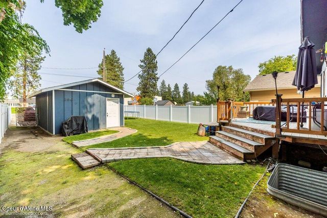305 E 15th AVE, Post Falls, ID 83854