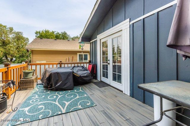 305 E 15th AVE, Post Falls, ID 83854