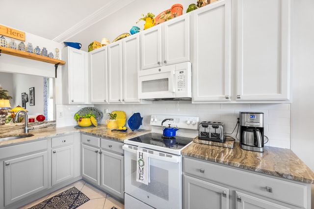 3785 NW Deer Oak Drive, Jensen Beach, FL 34957