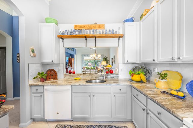 3785 NW Deer Oak Drive, Jensen Beach, FL 34957