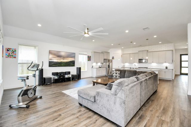 21114 Melshell Drive, Cypress, TX 77433