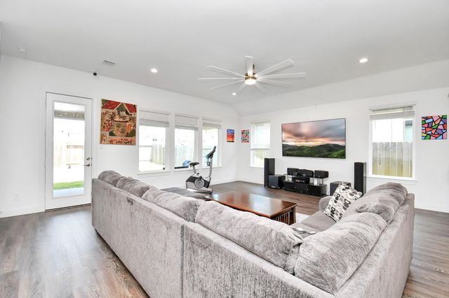 21114 Melshell Drive, Cypress, TX 77433