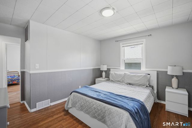 736 Congress Avenue, Waterbury, CT 06708