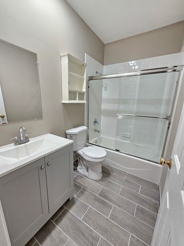 1069 N Marshfield Avenue 2, Chicago, IL 60622