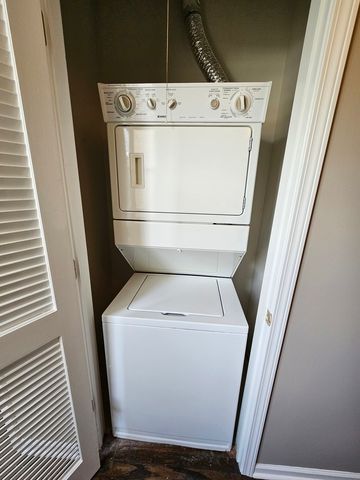 1069 N Marshfield Avenue 2, Chicago, IL 60622