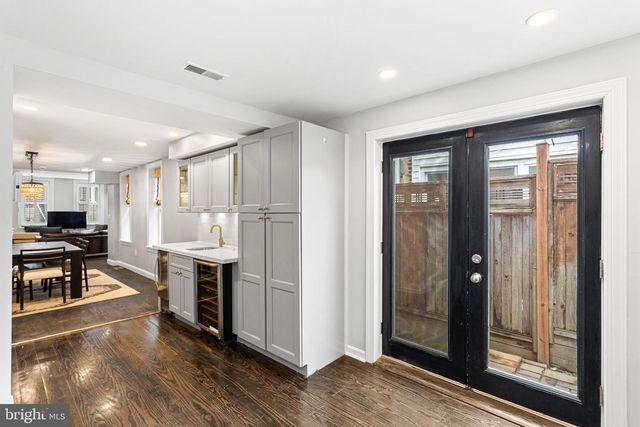 869 N 27TH ST, Philadelphia, PA 19130