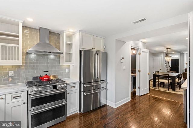 869 N 27TH ST, Philadelphia, PA 19130