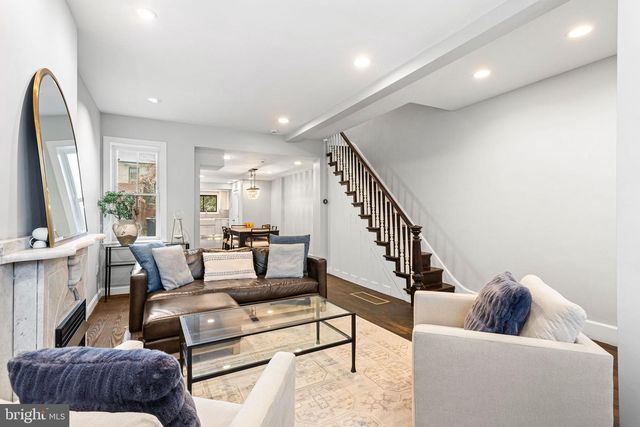 869 N 27TH ST, Philadelphia, PA 19130