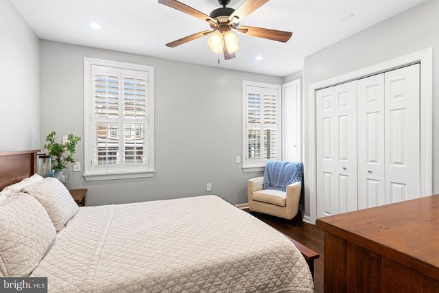 869 N 27TH ST, Philadelphia, PA 19130