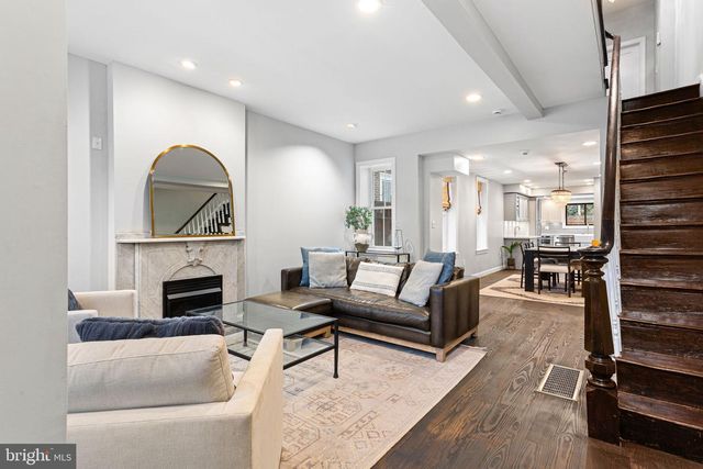 869 N 27TH ST, Philadelphia, PA 19130