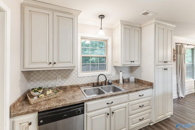8124 Simpson Point Road, Grant, AL 35747