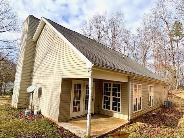 41 Oakmont Drive, Cleveland, GA 30528