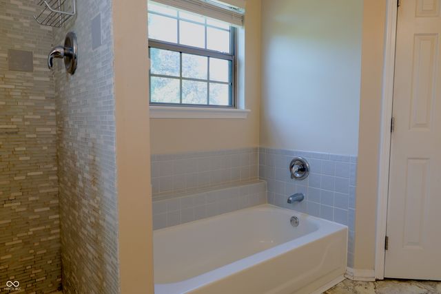3133 Woodlane Court, Indianapolis, IN 46268