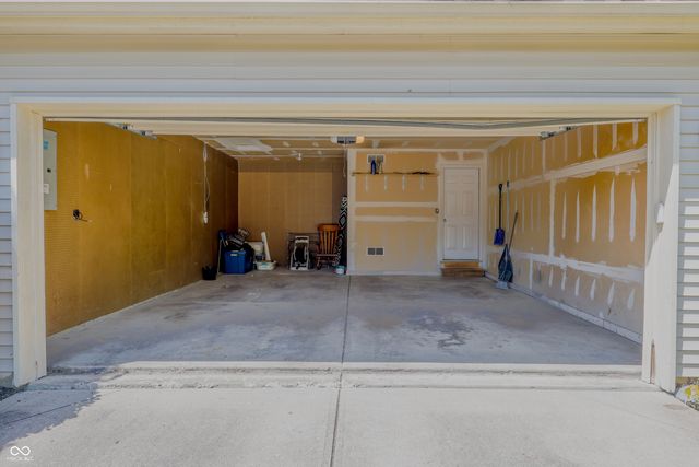 3133 Woodlane Court, Indianapolis, IN 46268