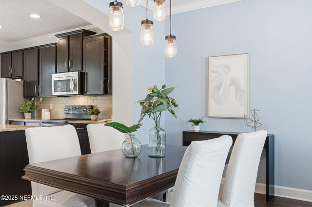 4381 ELLIPSE Drive, Jacksonville, FL 32246