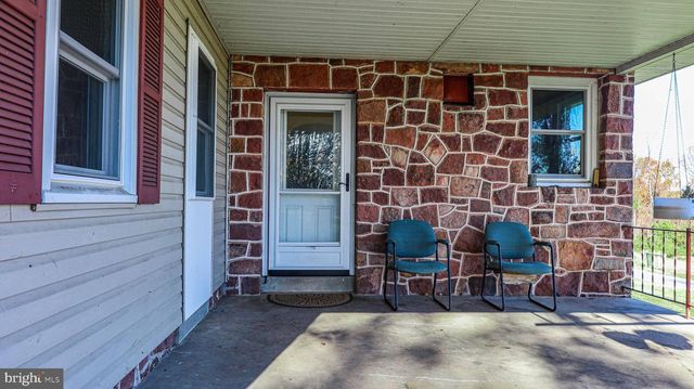 675 S RIDGE RD, Denver, PA 17517