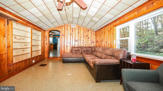 675 S RIDGE RD, Denver, PA 17517