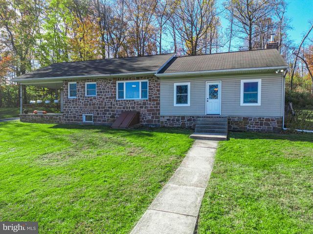675 S RIDGE RD, Denver, PA 17517