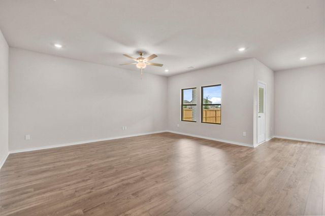 1950 Stargazer Lane, Angleton, TX 77515