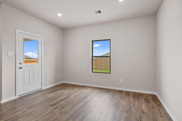 1950 Stargazer Lane, Angleton, TX 77515