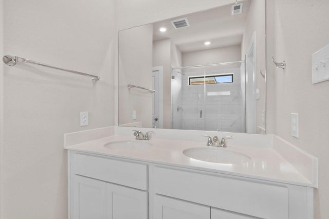1950 Stargazer Lane, Angleton, TX 77515