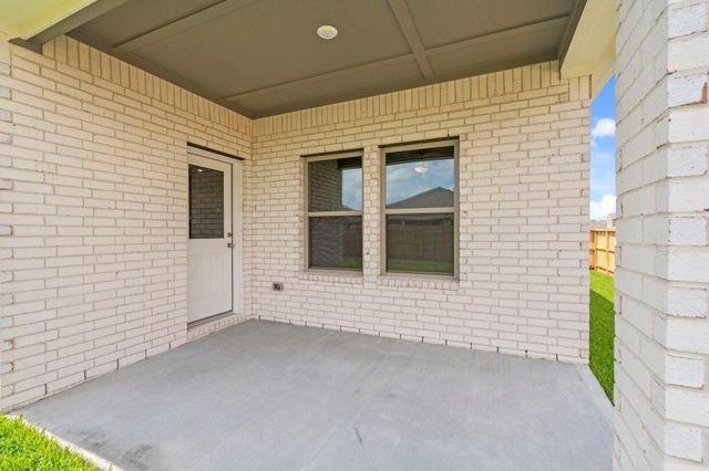 1950 Stargazer Lane, Angleton, TX 77515