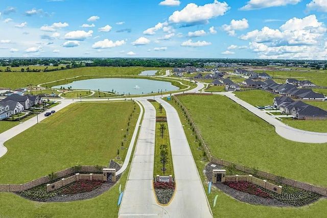 1950 Stargazer Lane, Angleton, TX 77515