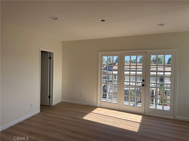 12464 Laurel Terrace Drive, Studio City, CA 91604