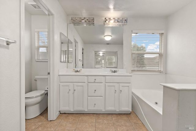 1783 Keesler Cir, Suisun City, CA 94585