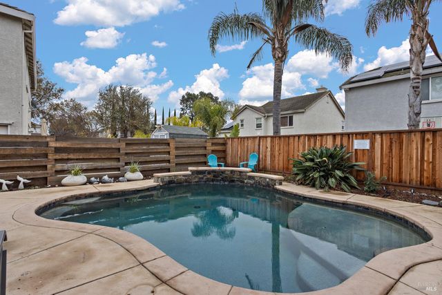 1783 Keesler Cir, Suisun City, CA 94585