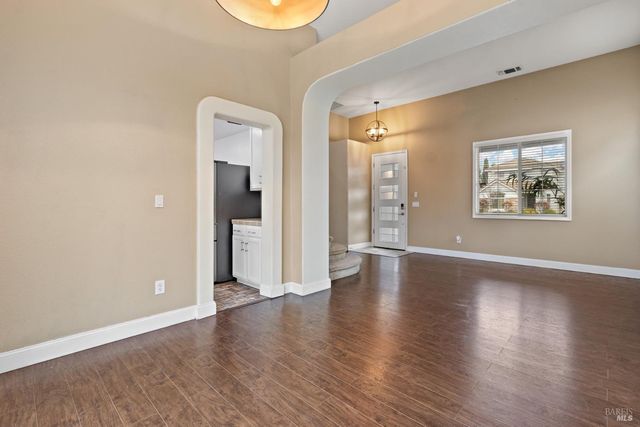 1783 Keesler Cir, Suisun City, CA 94585