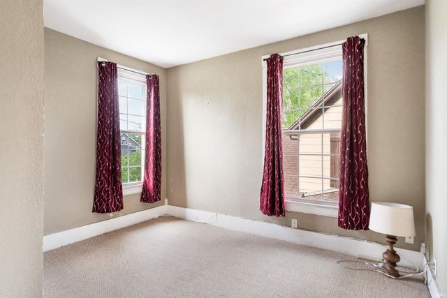 1007 Edgewater Ave, Fort Wayne, IN 46805