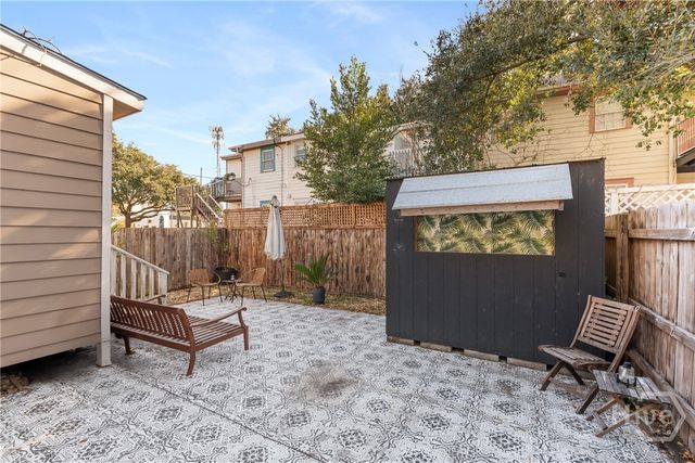 108 W Duffy Lane, Savannah, GA 31401