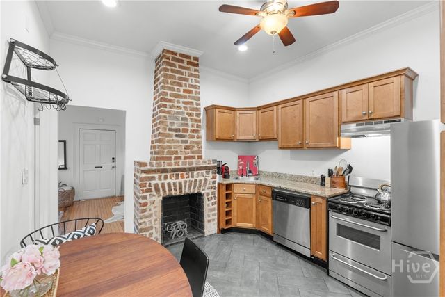 108 W Duffy Lane, Savannah, GA 31401