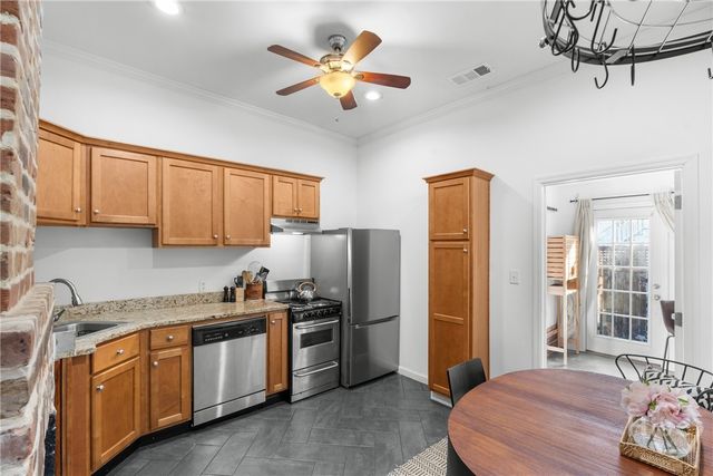 108 W Duffy Lane, Savannah, GA 31401