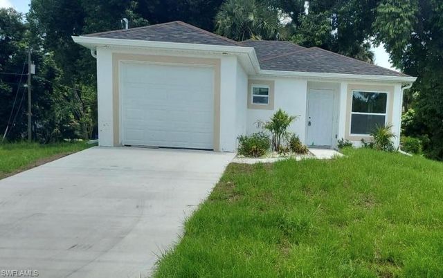 3874 Pearl ST, Fort Myers, FL 33916