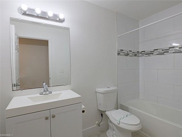 3874 Pearl ST, Fort Myers, FL 33916