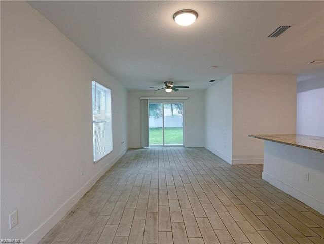 3874 Pearl ST, Fort Myers, FL 33916