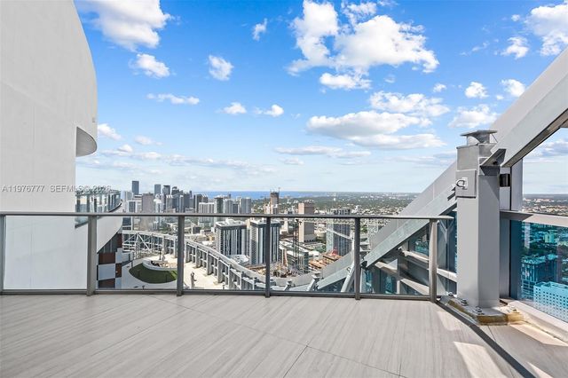 851 NE 1st Ave PH 5700, Miami, FL 33132