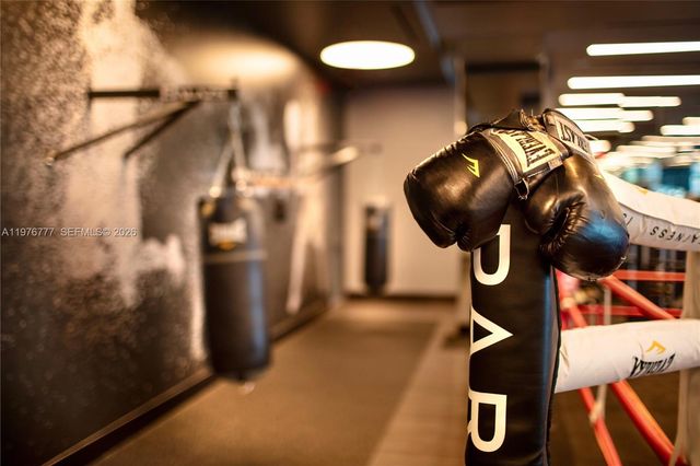 851 NE 1st Ave PH 5700, Miami, FL 33132