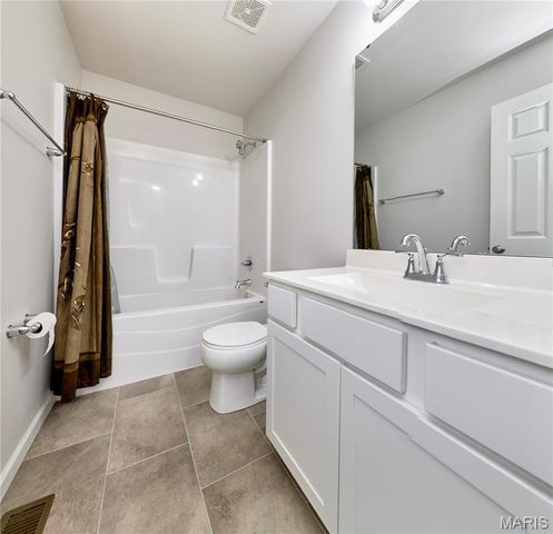 631 Grand Teton Drive, Troy, MO 63379
