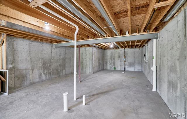 631 Grand Teton Drive, Troy, MO 63379