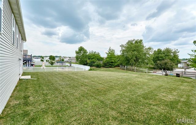 631 Grand Teton Drive, Troy, MO 63379